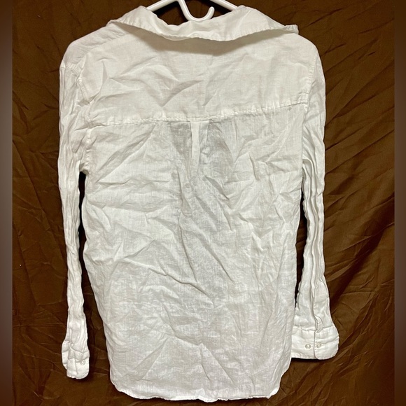Women’s Size Small Women’s US White Cotton Button down Long-Sleeve Shirt - Picture 6 of 6